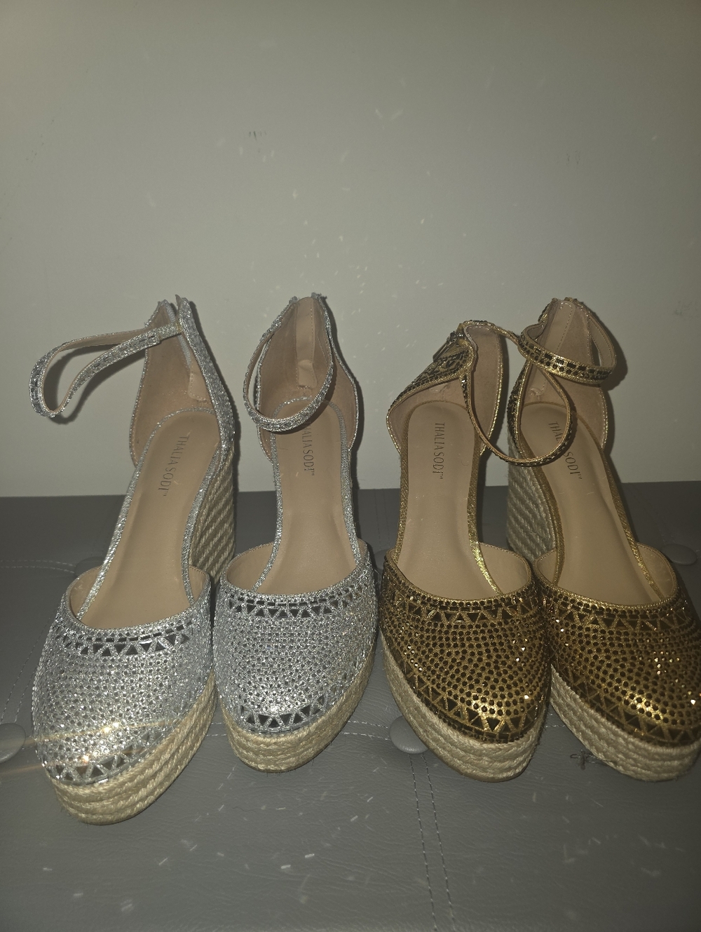 Wedge Sandal - Picture 3 of 9